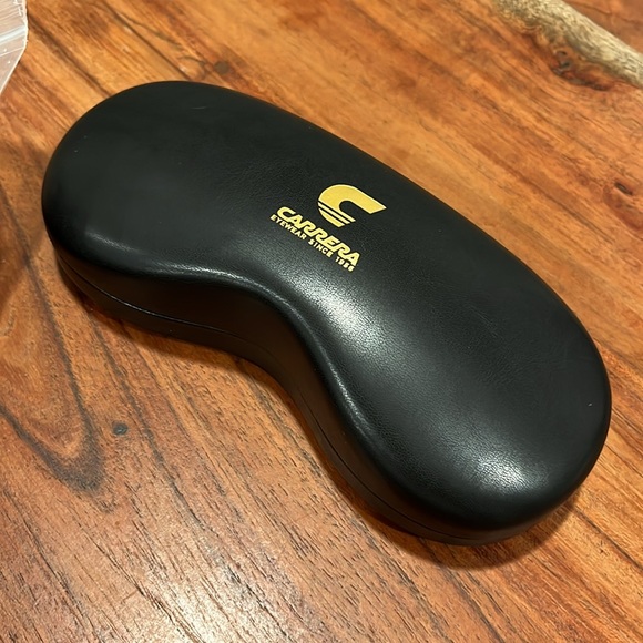 Carrera Sunglasses with Dustbag /case - Picture 7 of 7